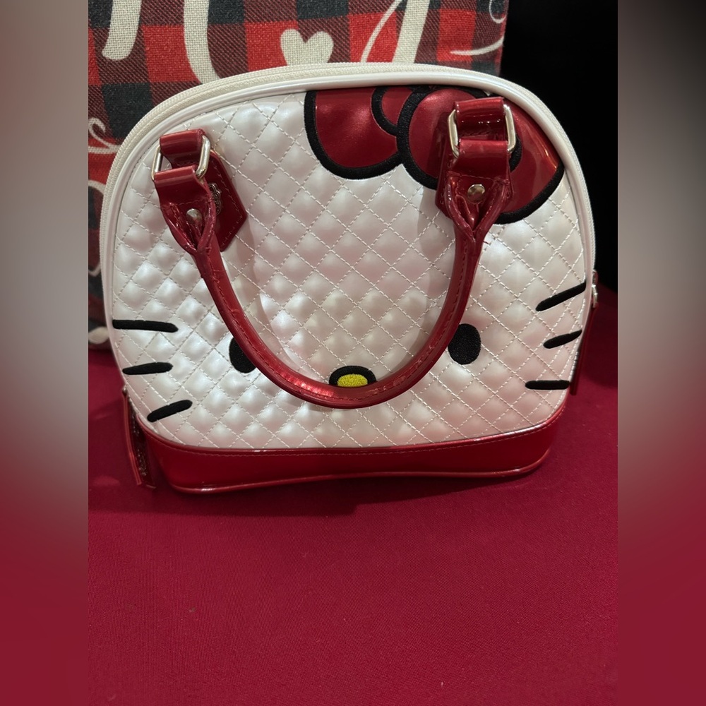 Loungefly Vintage White Quilted Hello Kitty Satchel with Red Trim